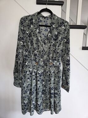Vero Moda Sage Green Floral Long Sleeve Wrap Dress with Navy Accents